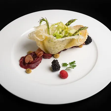 Crusch Alba Swiss Hotel 3*