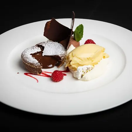 Crusch Alba Swiss 호텔 체르네츠