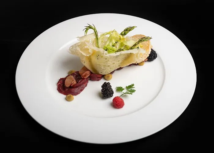 Crusch Alba Swiss Otel 3*