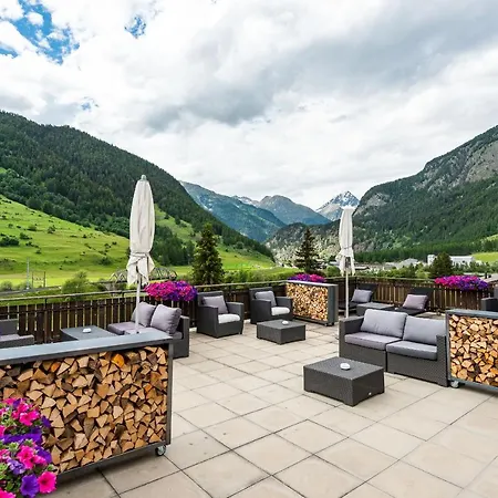 Crusch Alba Swiss Szálloda