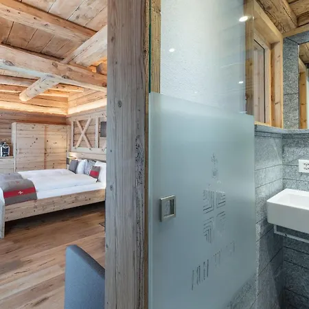 Crusch Alba Swiss Szálloda