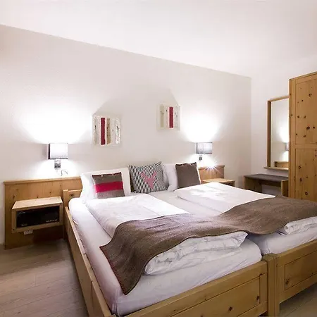 Crusch Alba Swiss Szálloda